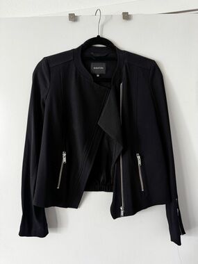 Babaton Crepe Jacket. NWOT size 0